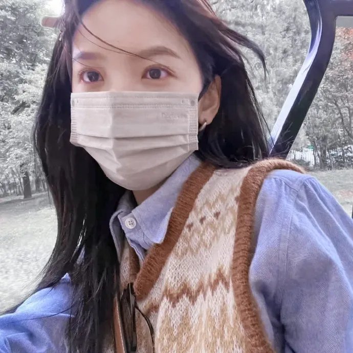 水中的女人